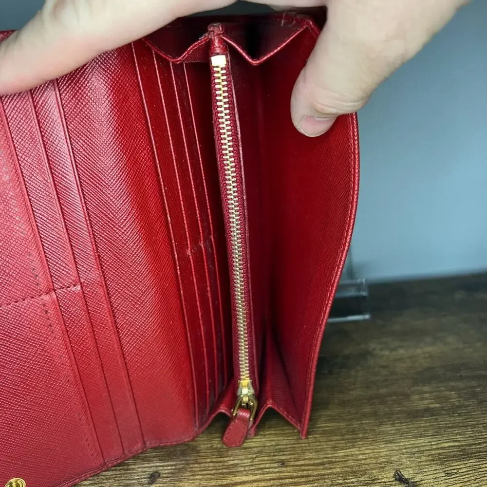 Prada Peonia Red Saffiano/Metal Wallet